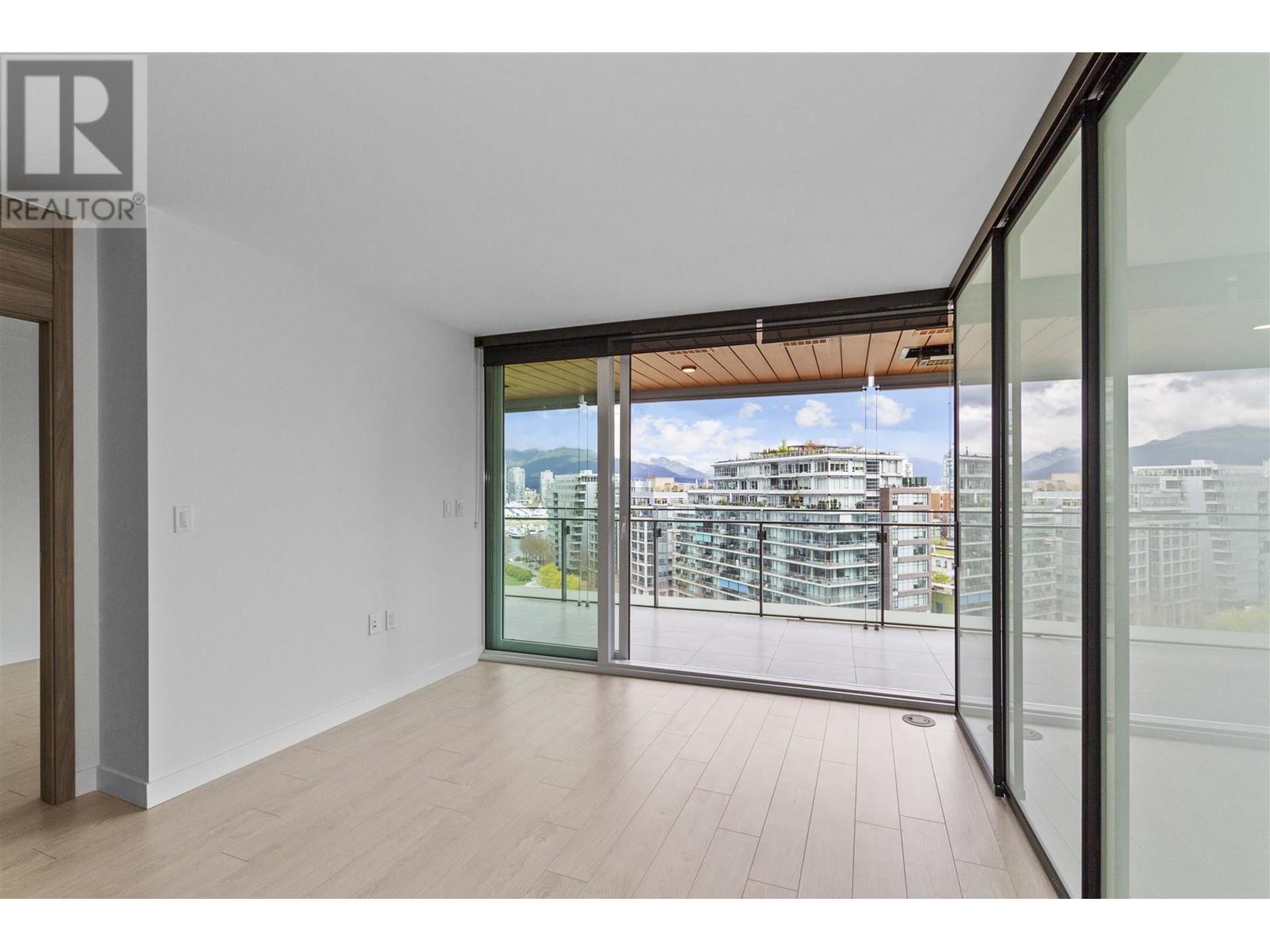 1308 1768 Cook Street, Vancouver, British Columbia  V5Y 0N3 - Photo 5 - R2842203
