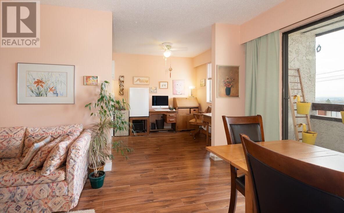 304 515 Eleventh Street, New Westminster, British Columbia  V3M 4G4 - Photo 11 - R2842376