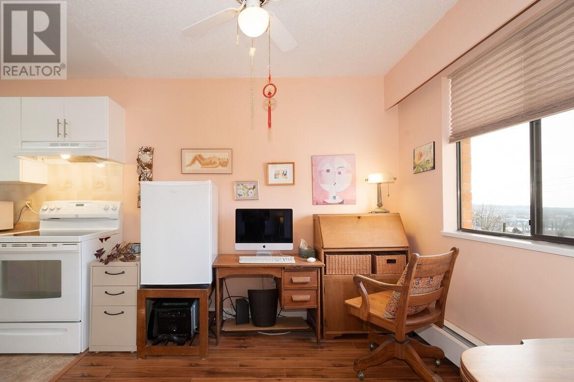 304 515 Eleventh Street, New Westminster, British Columbia  V3M 4G4 - Photo 9 - R2842376