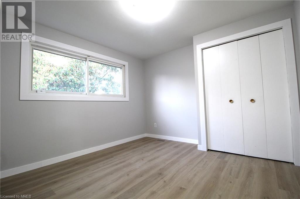 13 Crawford Drive, Hamilton, Ontario  L8H 2N9 - Photo 4 - 40530360