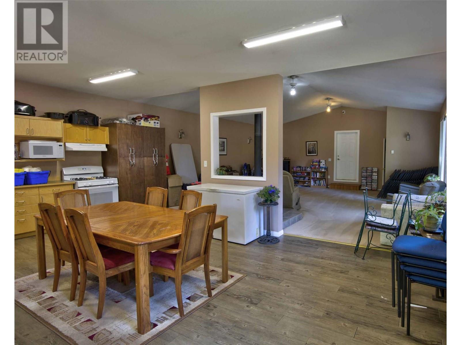 2202 Mabel Lake Road Unit# 22 Enderby