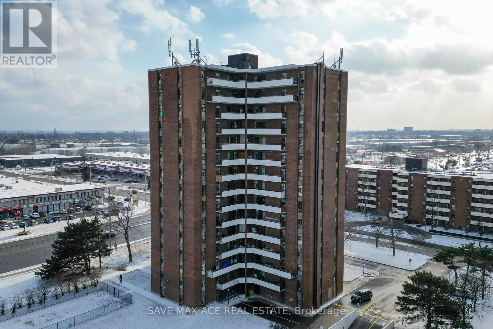 #1207 -3025 QUEEN FREDERICA DR, mississauga, Ontario