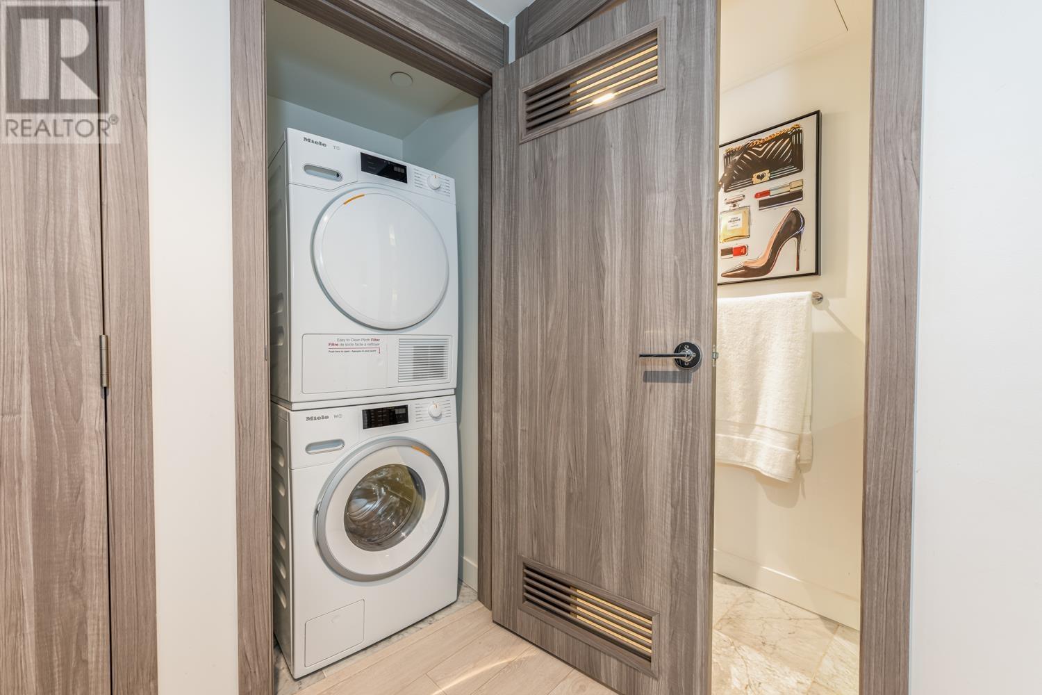 1738 Cook Street, Vancouver, British Columbia  V5Y 3V5 - Photo 14 - R2841227