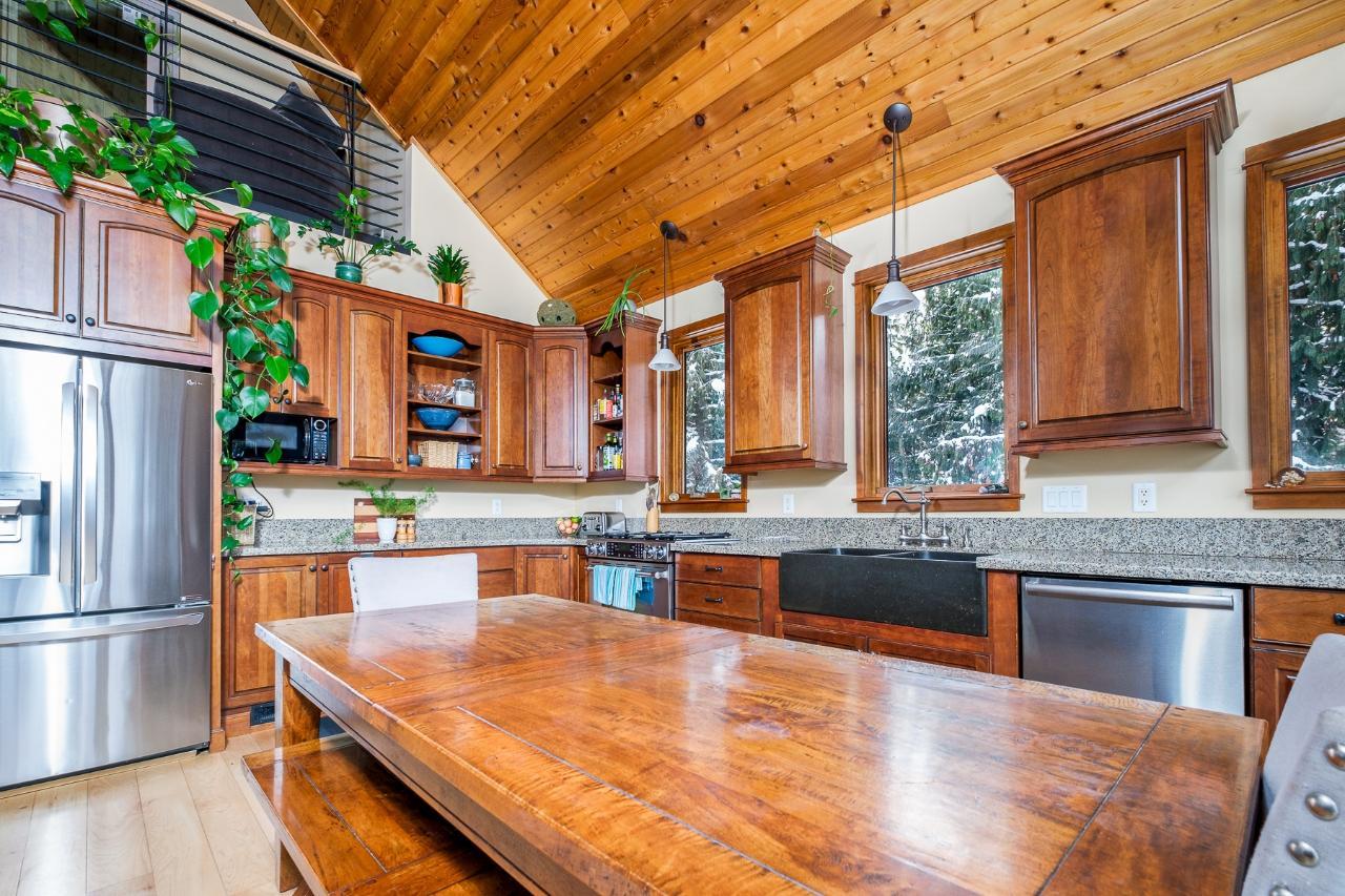 4630 Mann Road, Rossland, British Columbia  V0G 1Y0 - Photo 20 - 2474594