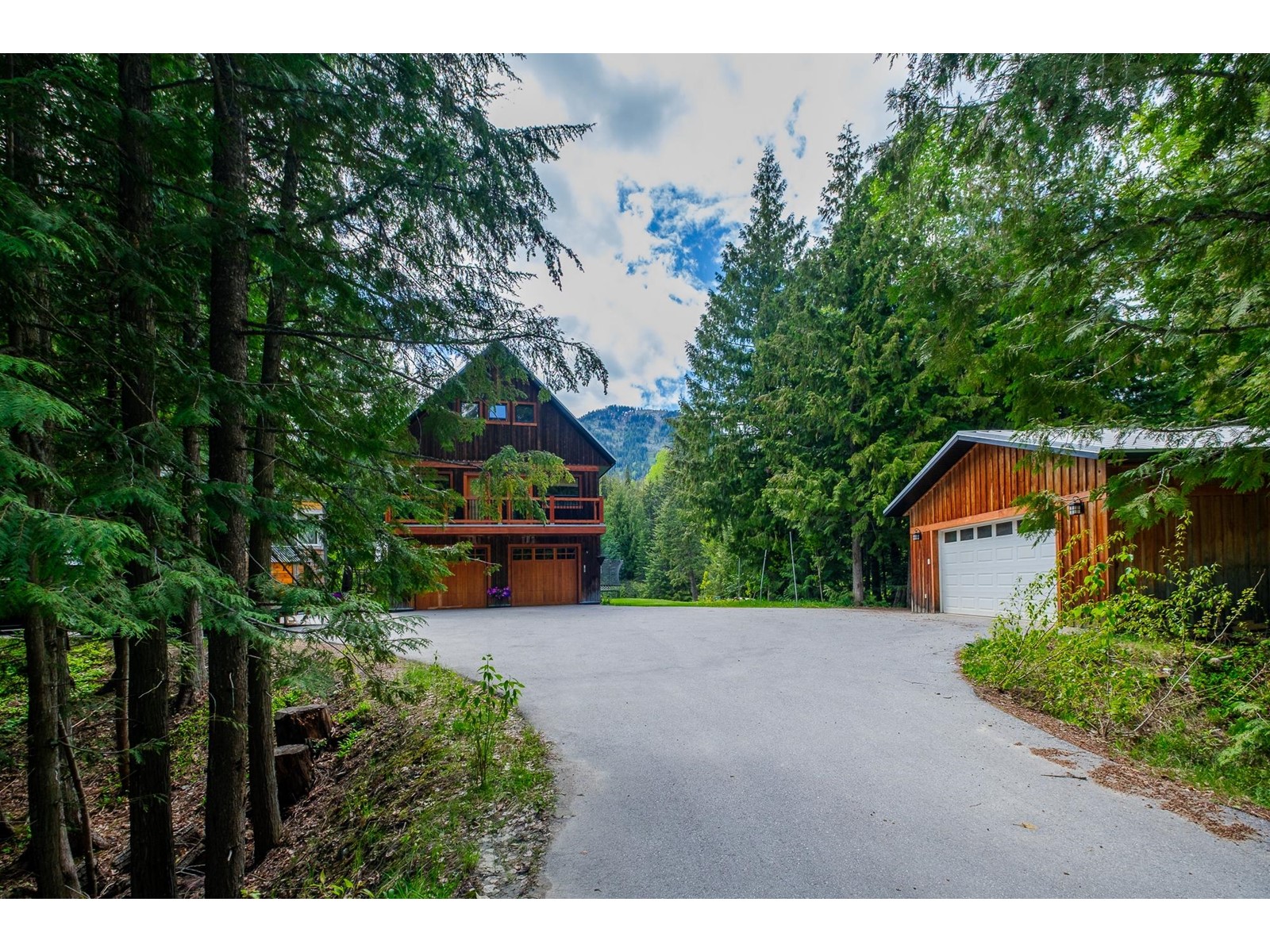 4630 Mann Road, Rossland, British Columbia  V0G 1Y0 - Photo 5 - 2474594