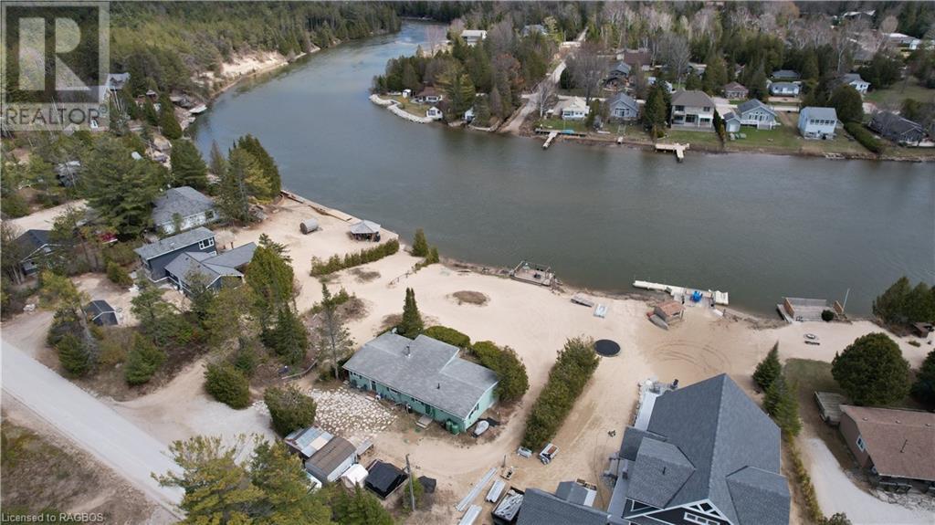 220 Ogimah Road, Chief's Point Indian Reserve #28, Ontario  N0H 2G0 - Photo 11 - 40529496