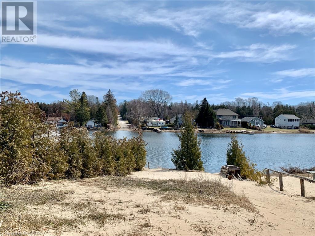 220 Ogimah Road, Chief's Point Indian Reserve #28, Ontario  N0H 2G0 - Photo 38 - 40529496