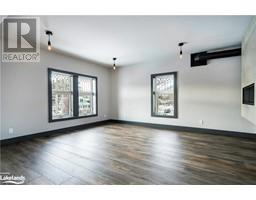 20 ALICE Street E Unit# 2