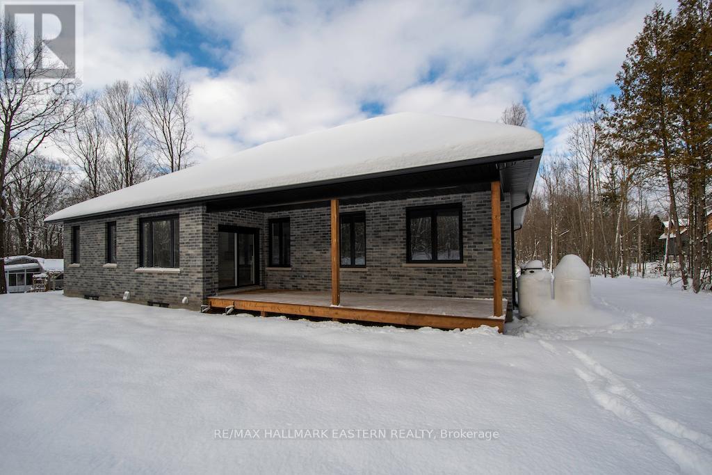 11 Maplewood Crt, Galway-Cavendish And Harvey, Ontario  K0L 1J0 - Photo 35 - X7406218