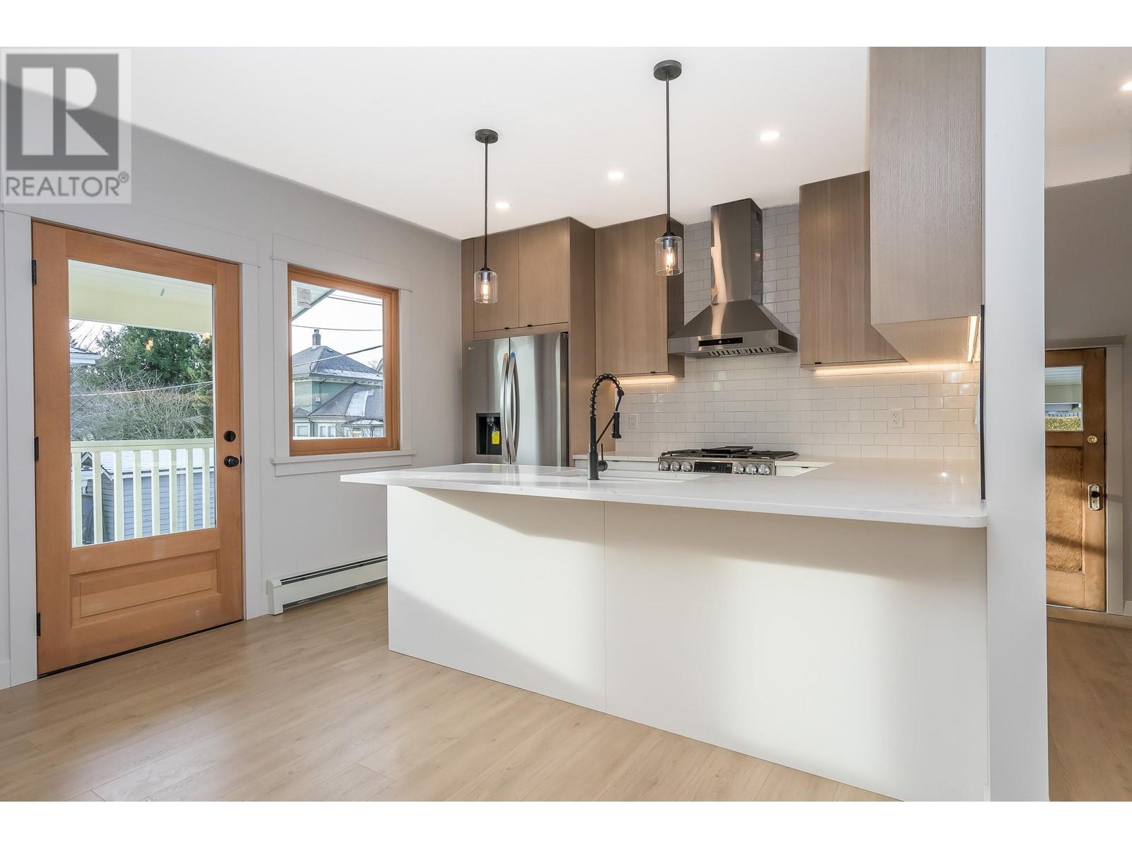 221 Townsend Place, New Westminster, British Columbia  V3L 1L4 - Photo 9 - R2842549