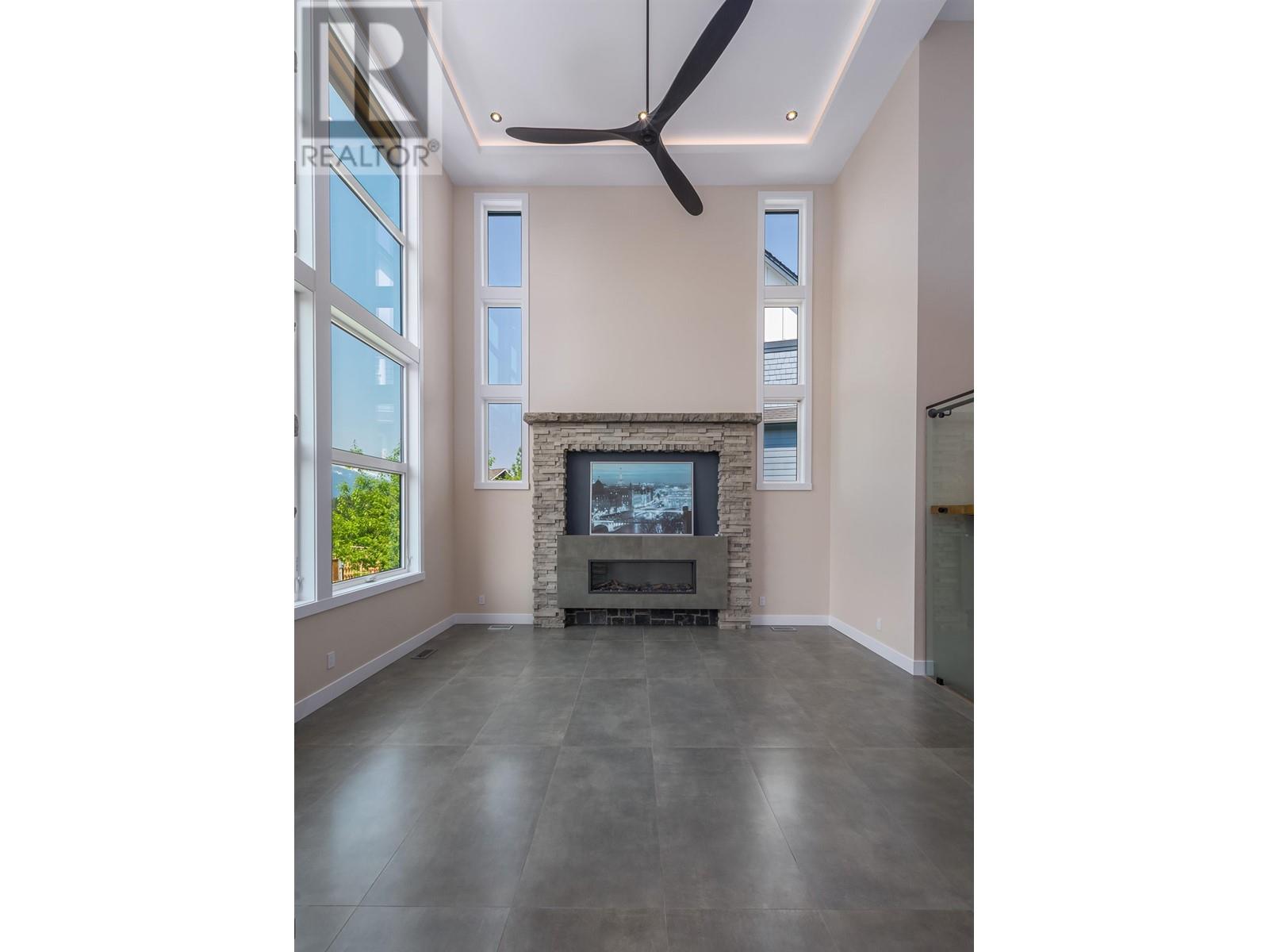 40868 The Crescent, Squamish, British Columbia  V8B 0R9 - Photo 14 - R2842606