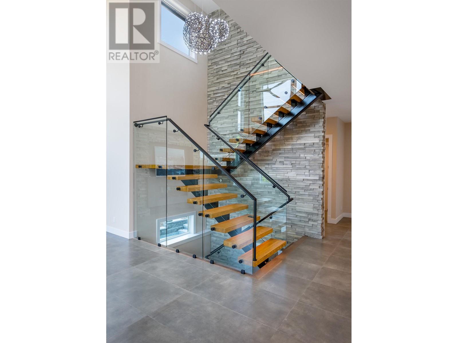 40868 The Crescent, Squamish, British Columbia  V8B 0R9 - Photo 17 - R2842606