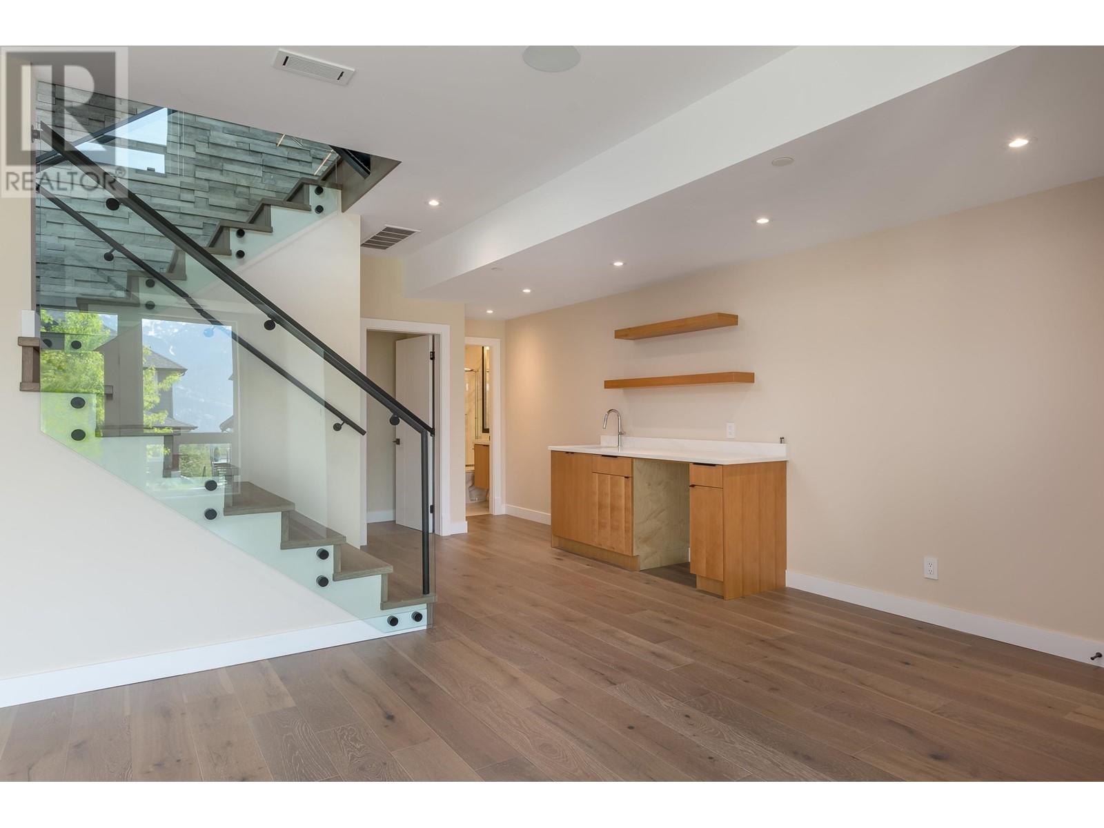40868 The Crescent, Squamish, British Columbia  V8B 0R9 - Photo 19 - R2842606