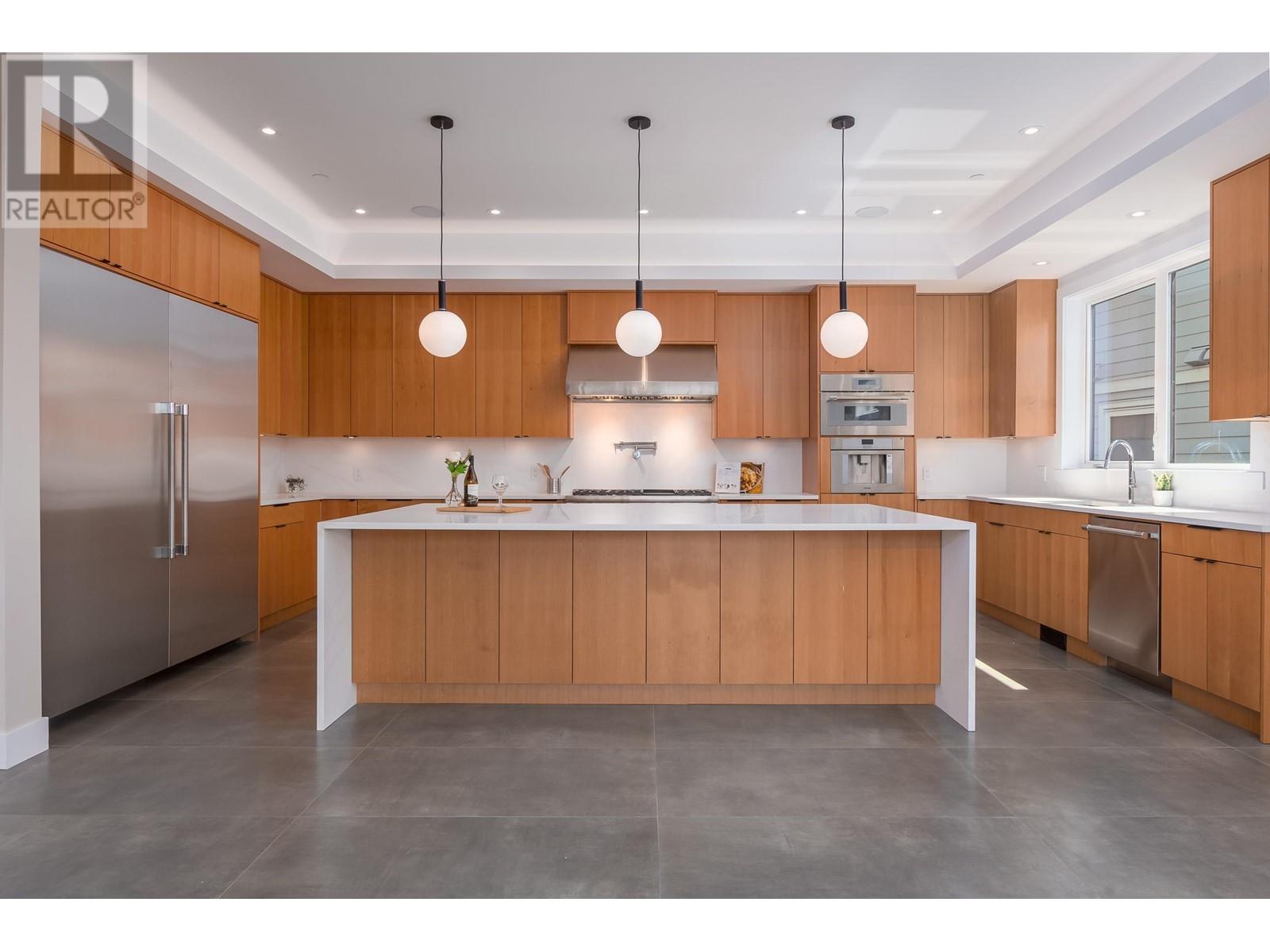 40868 The Crescent, Squamish, British Columbia  V8B 0R9 - Photo 4 - R2842606