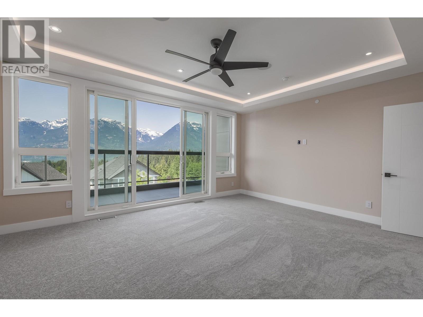 40868 The Crescent, Squamish, British Columbia  V8B 0R9 - Photo 6 - R2842606