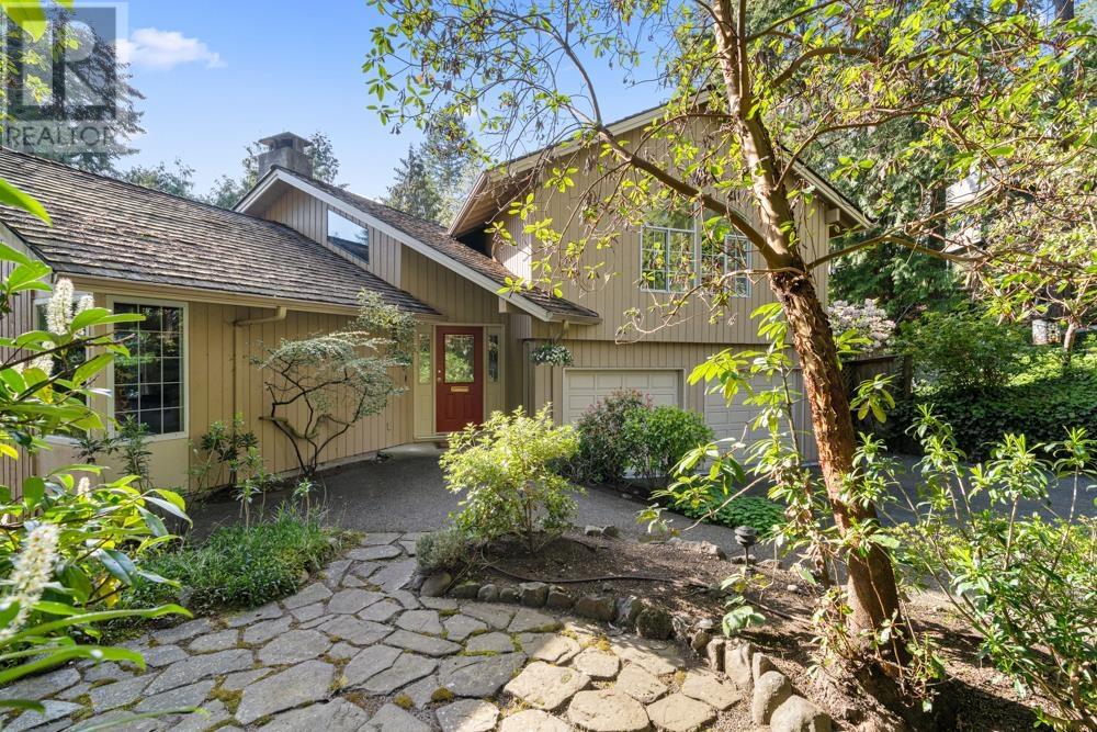 5707 Bluebell Drive, West Vancouver, British Columbia  V7W 1T2 - Photo 1 - R2842619