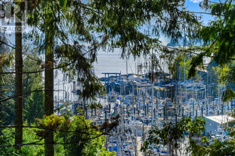 5707 Bluebell Drive, West Vancouver, British Columbia  V7W 1T2 - Photo 8 - R2842619