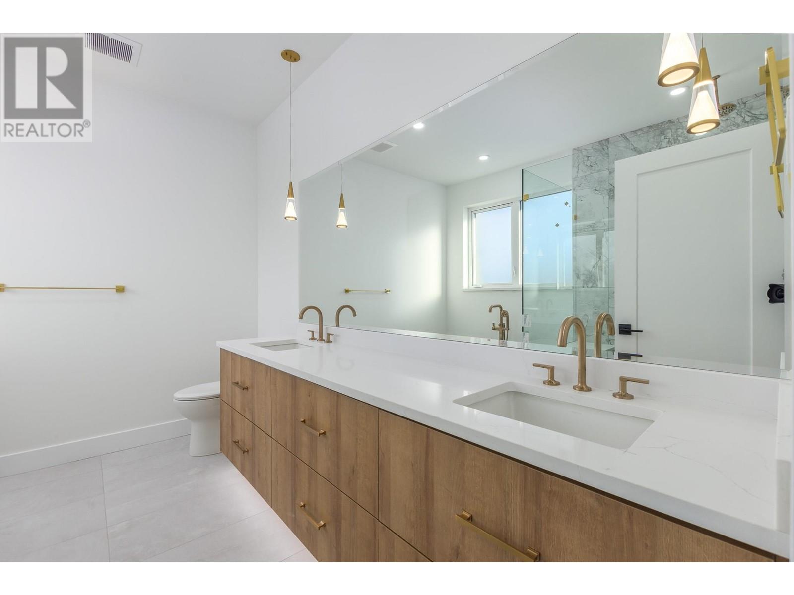 1066 Jay Crescent, Squamish, British Columbia  V8B 0P3 - Photo 12 - R2842626