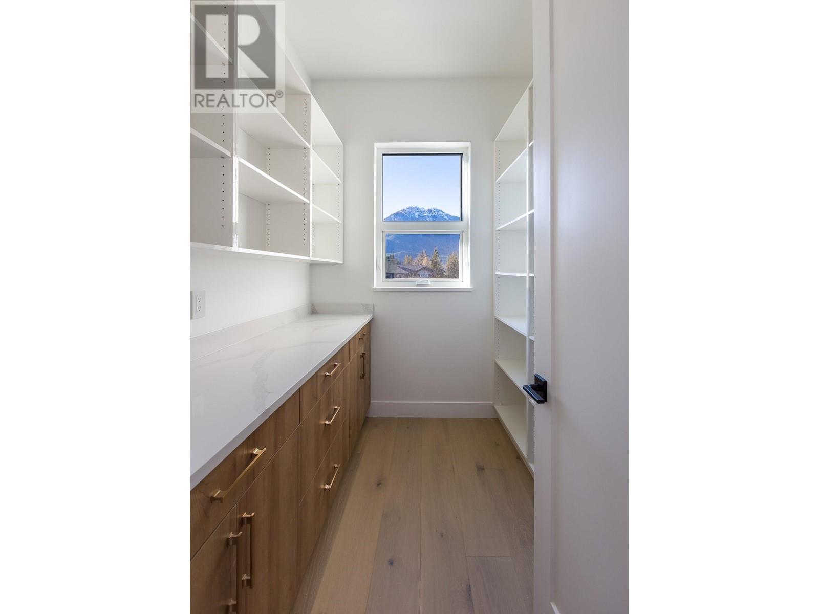 1066 Jay Crescent, Squamish, British Columbia  V8B 0P3 - Photo 23 - R2842626
