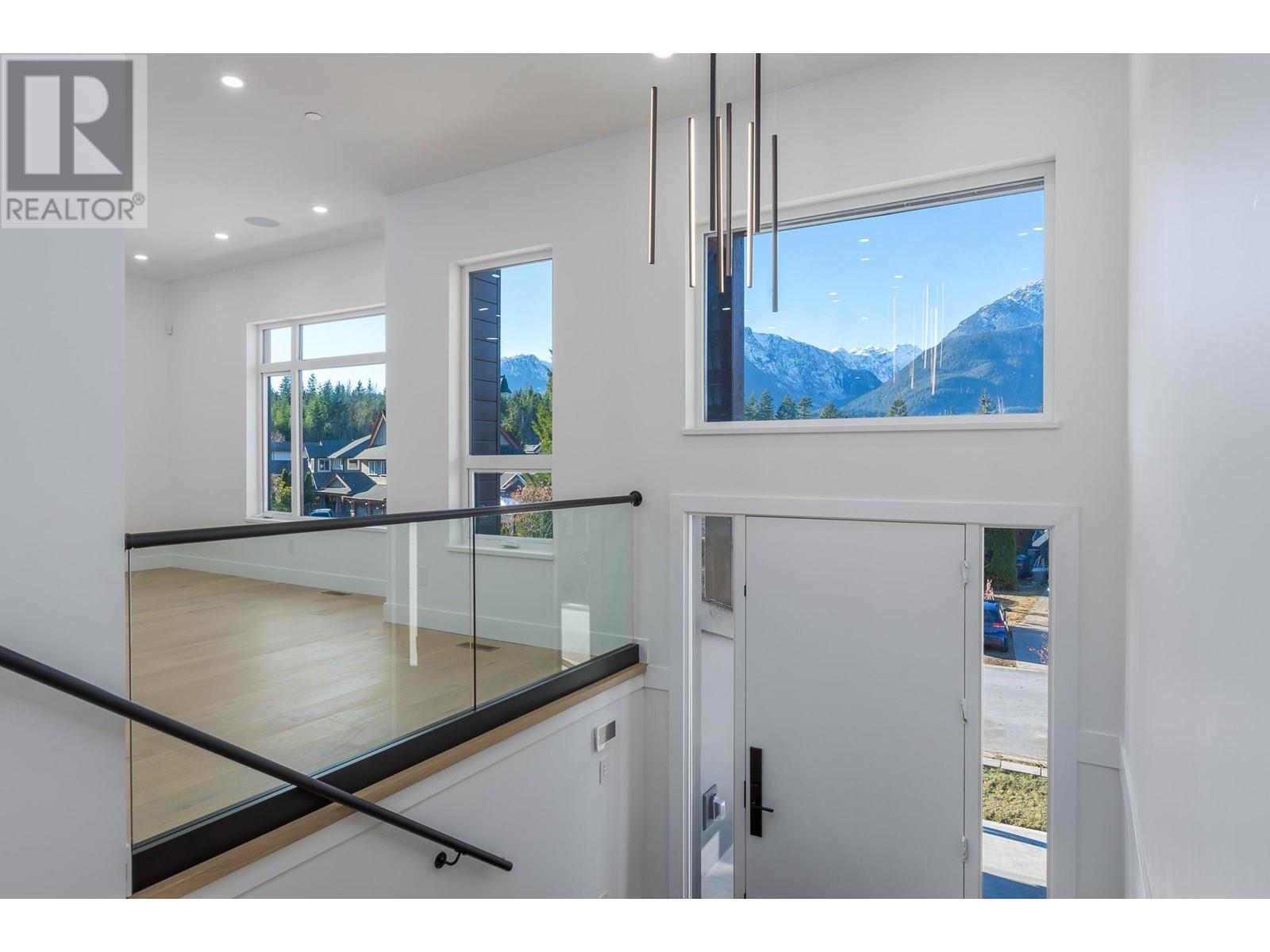 1066 Jay Crescent, Squamish, British Columbia  V8B 0P3 - Photo 27 - R2842626