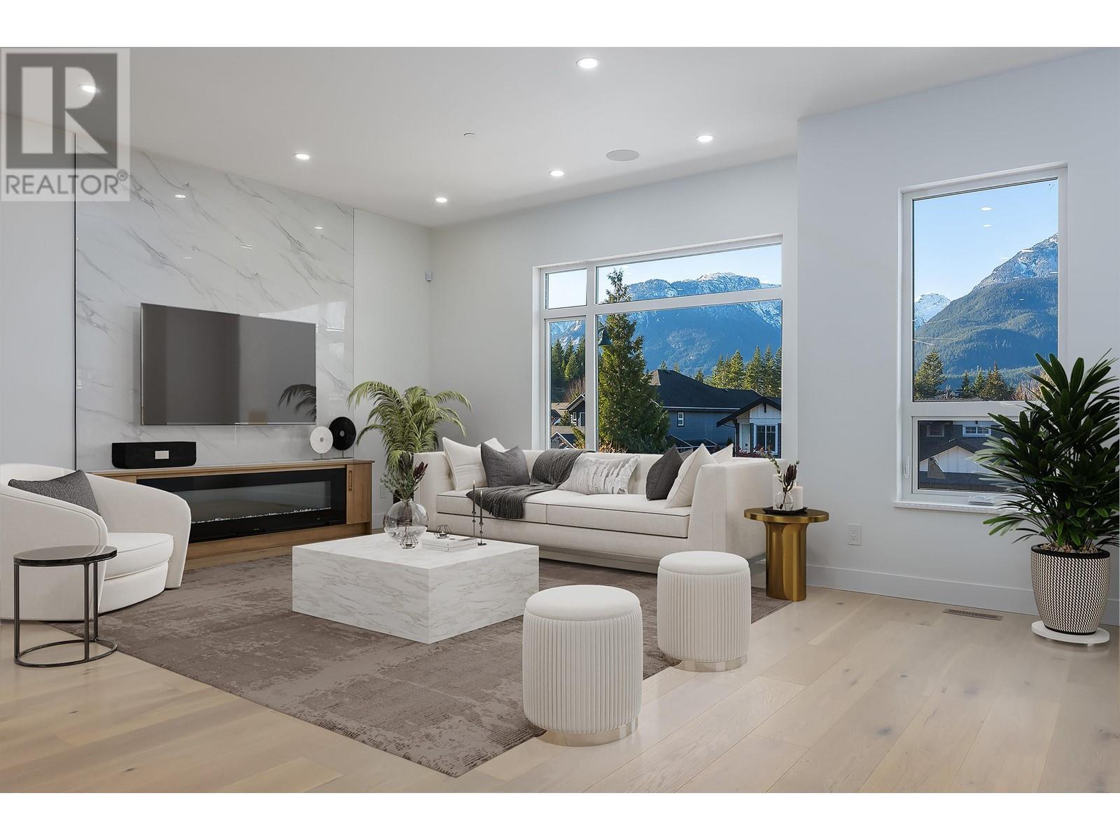 1066 Jay Crescent, Squamish, British Columbia  V8B 0P3 - Photo 7 - R2842626
