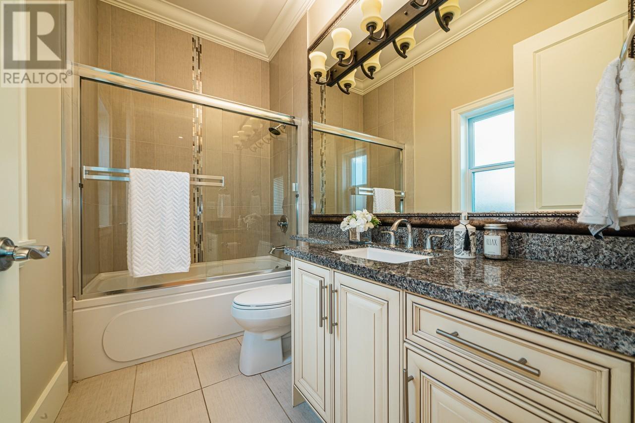 Listing Picture 23 of 33 : 6391 CLEMATIS DRIVE, Richmond / 烈治文 - 魯藝地產 Yvonne Lu Group - MLS Medallion Club Member