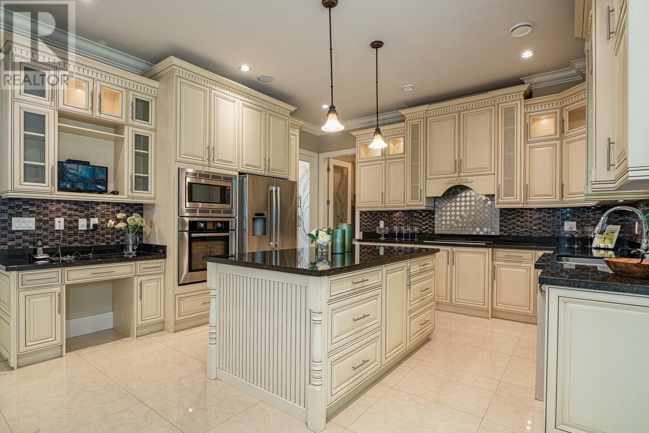 Listing Picture 11 of 33 : 6391 CLEMATIS DRIVE, Richmond / 烈治文 - 魯藝地產 Yvonne Lu Group - MLS Medallion Club Member