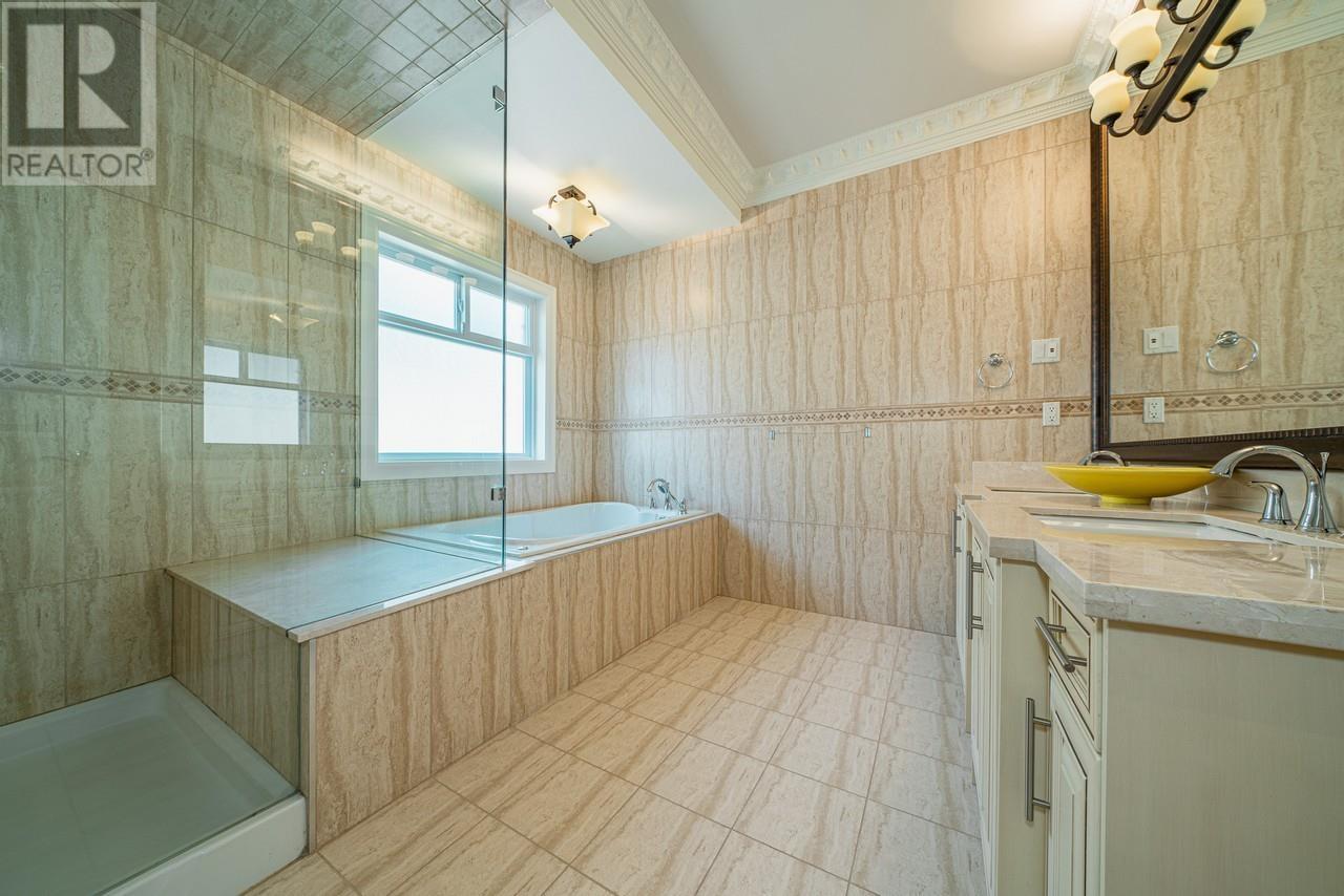 Listing Picture 30 of 33 : 6391 CLEMATIS DRIVE, Richmond / 烈治文 - 魯藝地產 Yvonne Lu Group - MLS Medallion Club Member