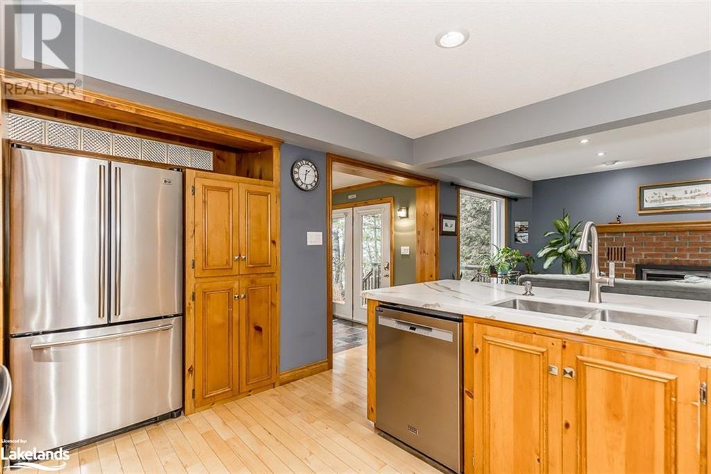 8 Willow Drive, Tiny, Ontario  L0L 1P0 - Photo 10 - 40530231