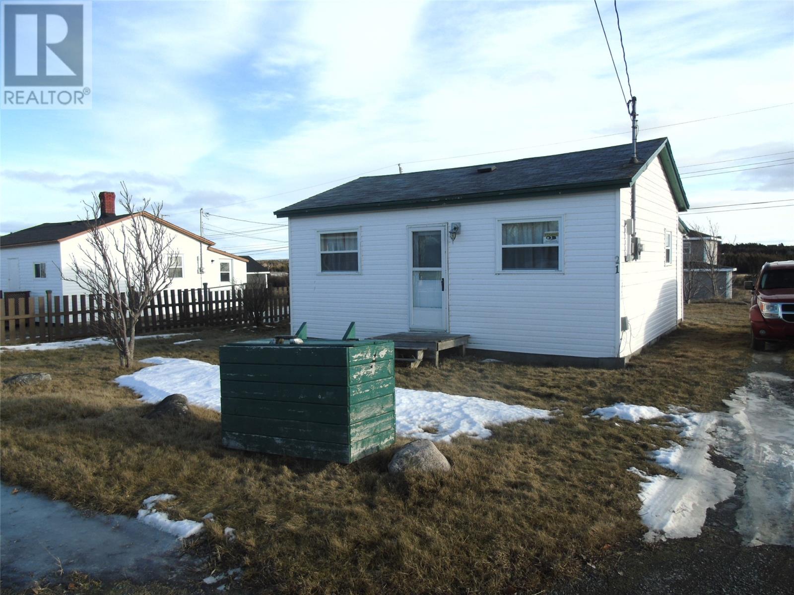 21 Fourth Street, Bell Island, A0A4H0, 1 Bedroom Bedrooms, ,1 BathroomBathrooms,Single Family,For sale,Fourth,1266960