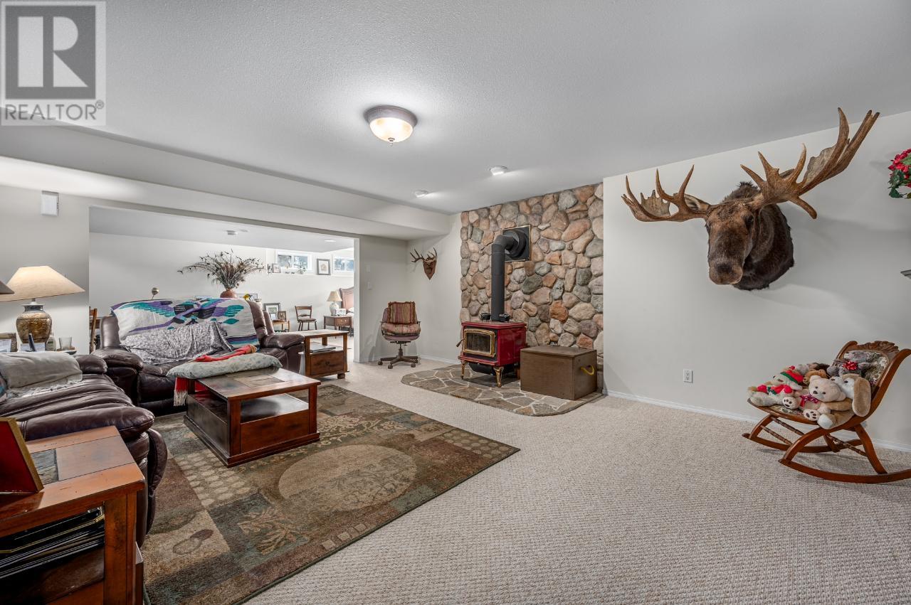 5976 Vla Rd, Chase, British Columbia  V0E 1M1 - Photo 37 - 176351