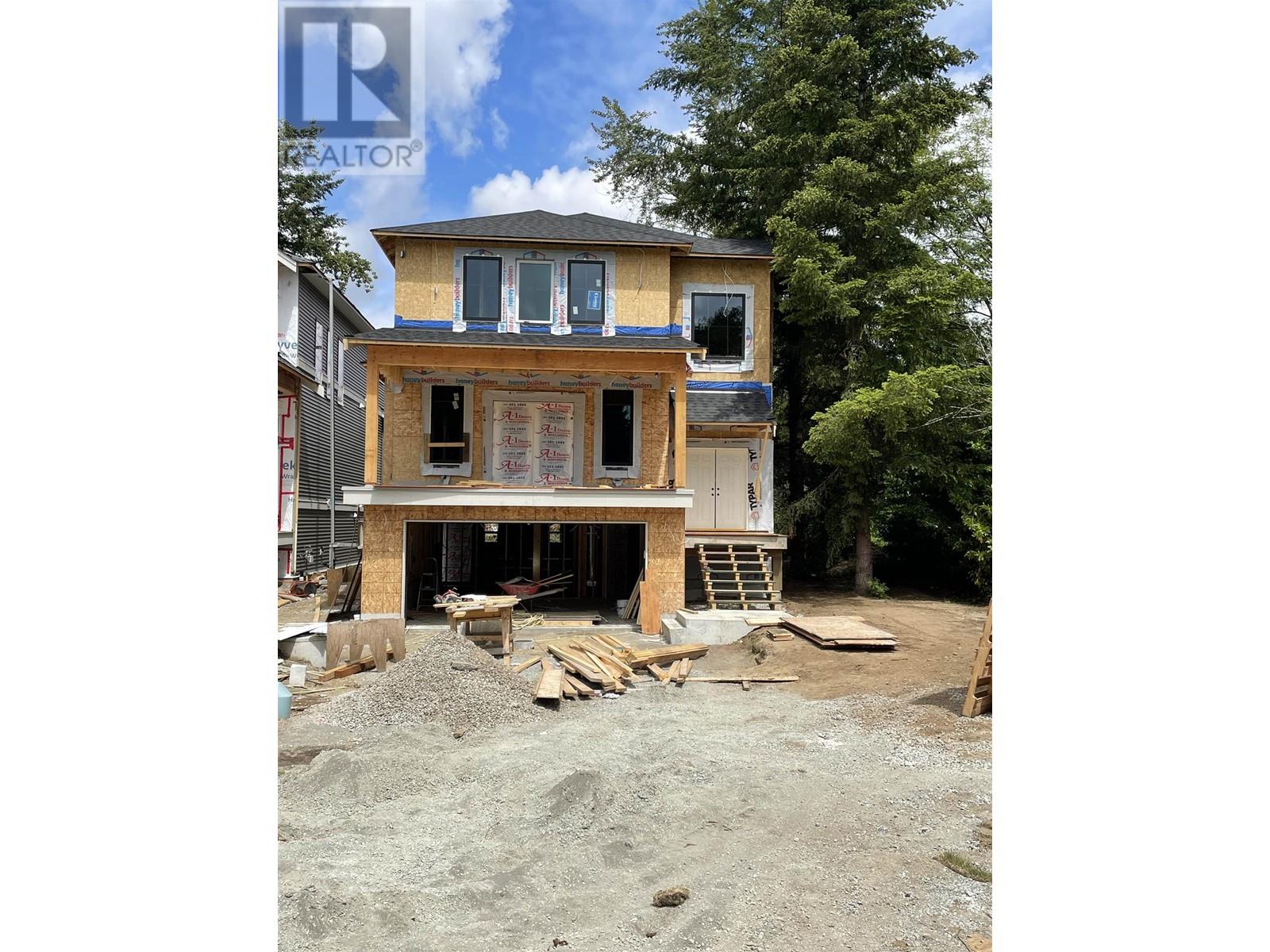 20877 Golf Lane, Maple Ridge, British Columbia  V2X 1M1 - Photo 2 - R2842794