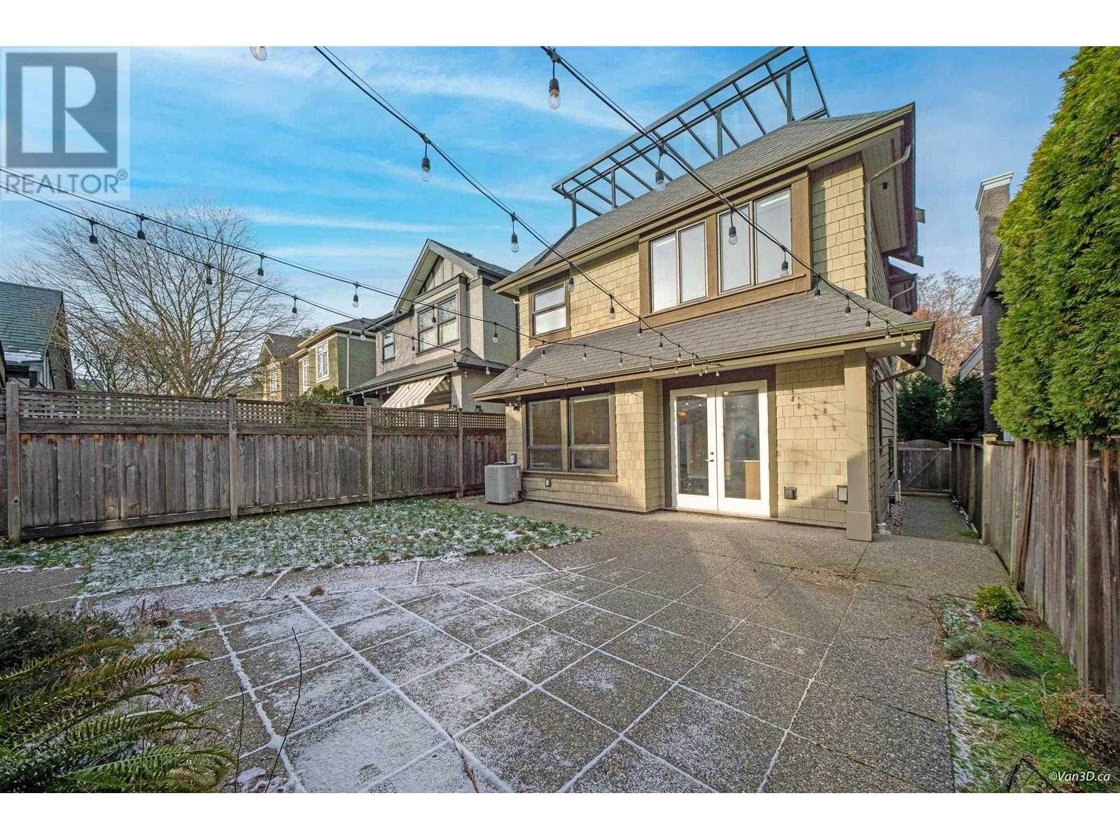 Listing Picture 37 of 40 : 4682 W 6TH AVENUE, Vancouver / 溫哥華 - 魯藝地產 Yvonne Lu Group - MLS Medallion Club Member