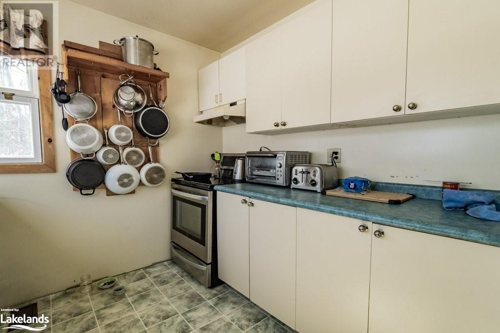 2385 11 Highway W, Gravenhurst, Ontario  P1P 1R1 - Photo 14 - 40530988