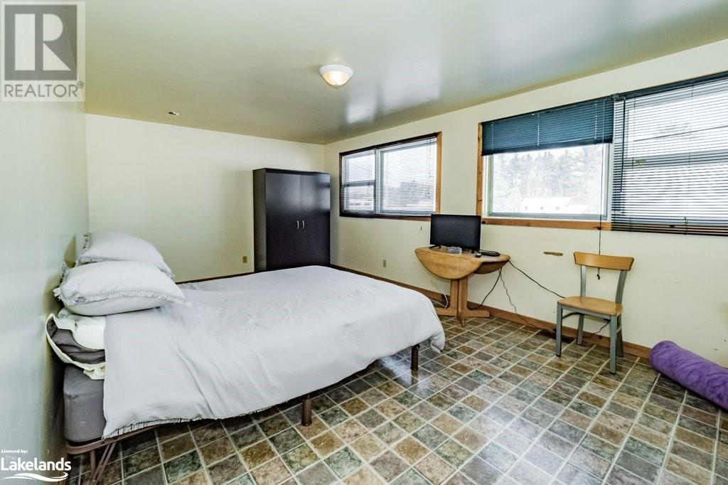 2385 11 Highway W, Gravenhurst, Ontario  P1P 1R1 - Photo 21 - 40530988