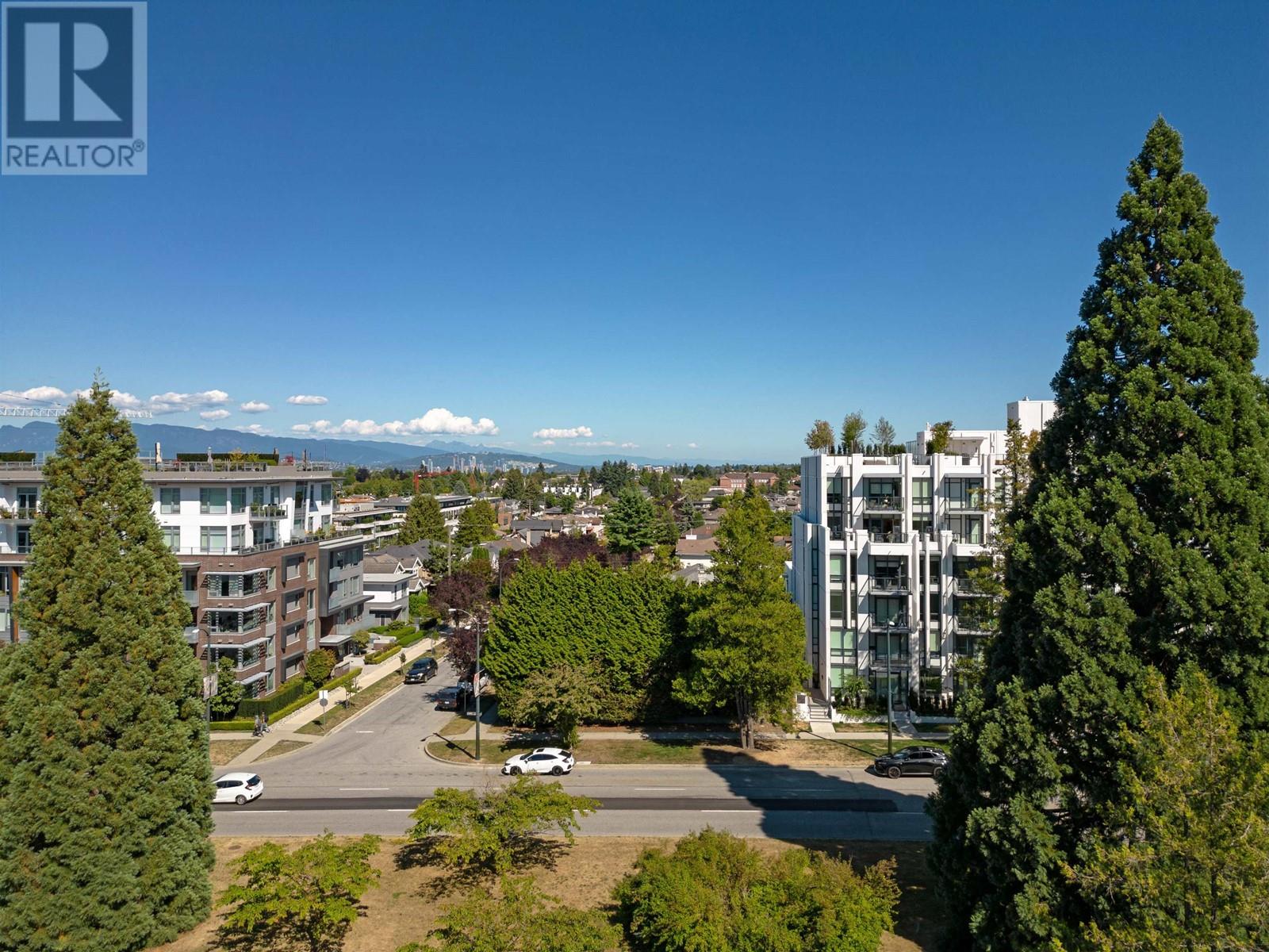 Listing Picture 20 of 22 : 4215 CAMBIE STREET, Vancouver / 溫哥華 - 魯藝地產 Yvonne Lu Group - MLS Medallion Club Member