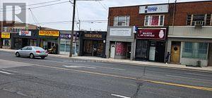 2809 Bathurst Street N, Toronto, Ontario  M6B 3A4 - Photo 9 - C8010224