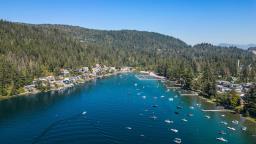 44 LAKESHORE DRIVE, cultus lake, British Columbia