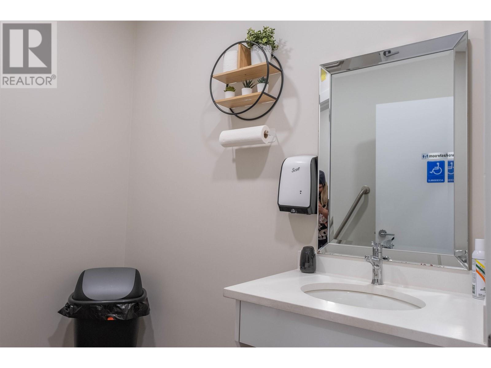 10930 Confidential, Pitt Meadows, British Columbia  V0V 0V0 - Photo 5 - C8056891
