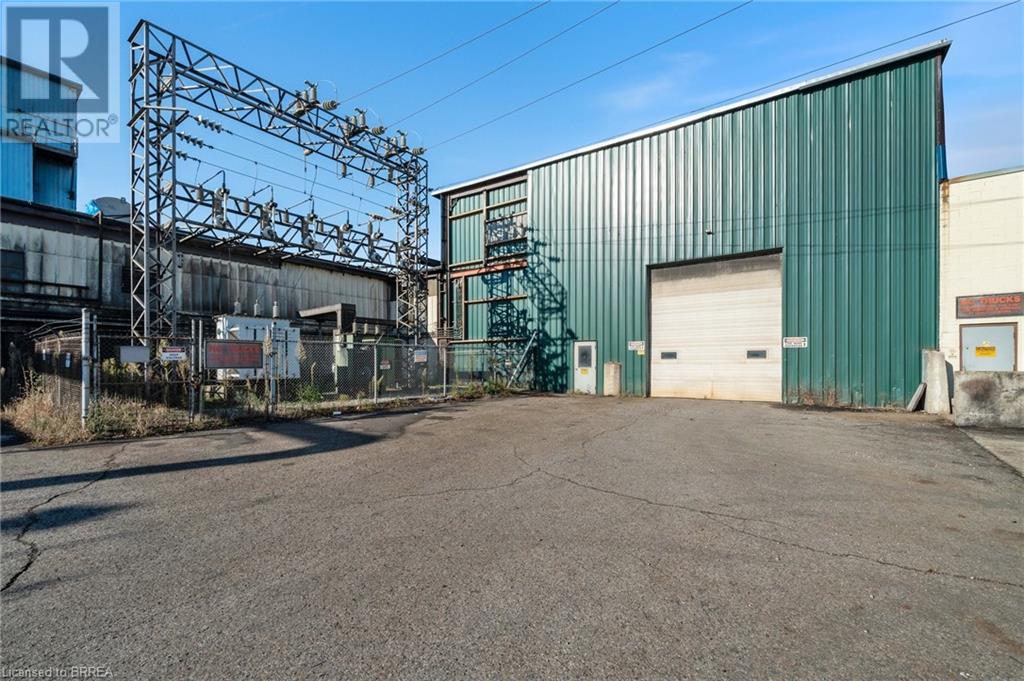 411 West Street, Brantford, Ontario  N3R 3V9 - Photo 16 - 40528560