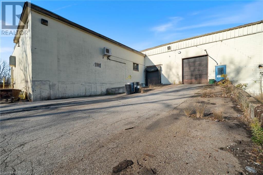 411 West Street, Brantford, Ontario  N3R 3V9 - Photo 18 - 40528560