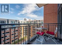 #822 -800 LAWRENCE AVE W