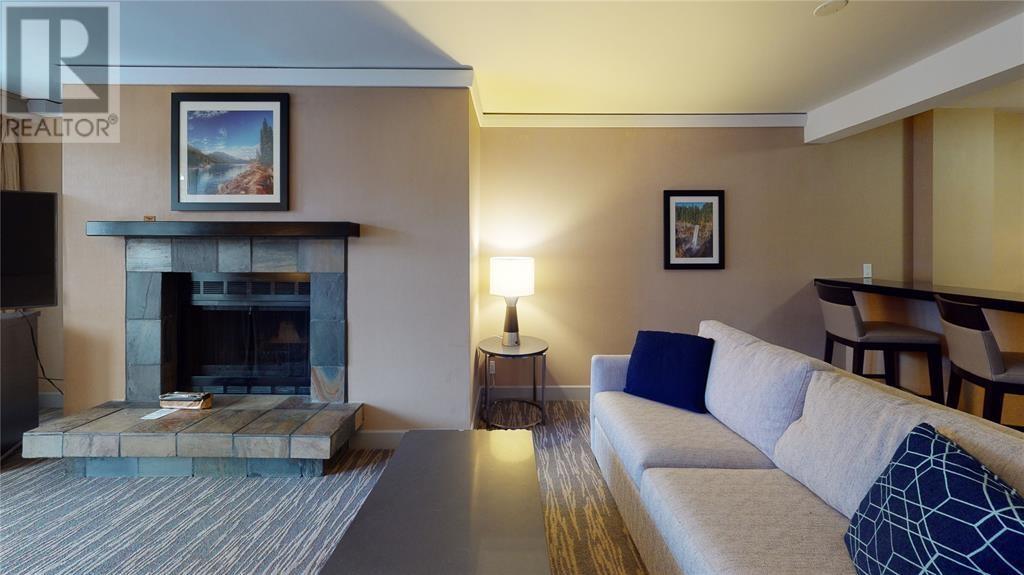 309 311-4050 Whistler Way, Whistler, British Columbia  V8E 1H9 - Photo 2 - R2843013
