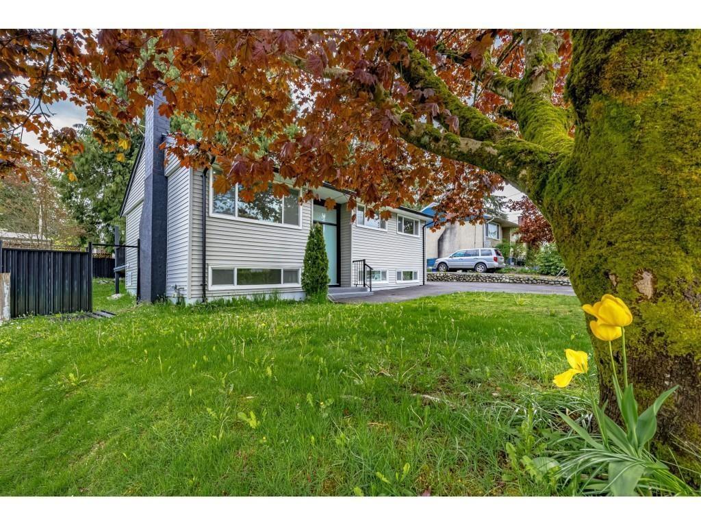 14927 Kew Drive, Surrey, British Columbia  V3R 4Y1 - Photo 2 - R2842217