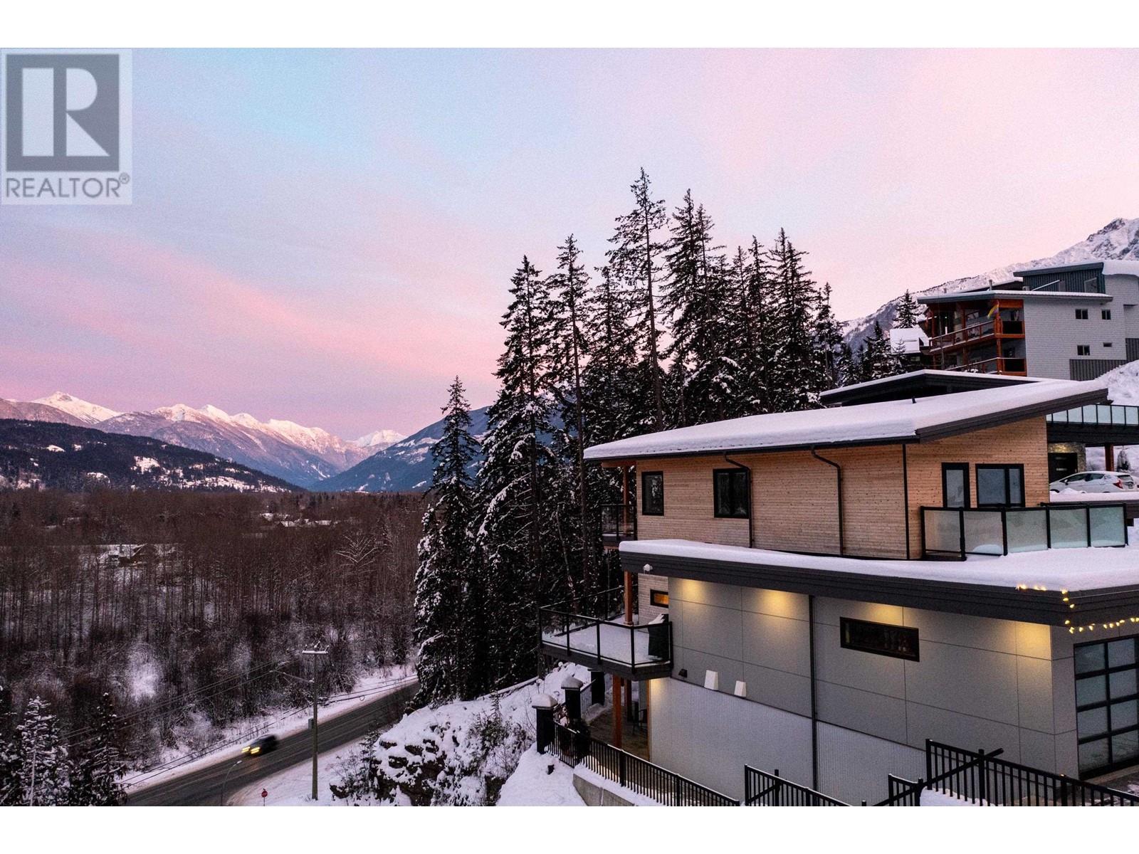 1303 Eagle Drive, Pemberton, British Columbia  V0N 2L0 - Photo 13 - R2843043