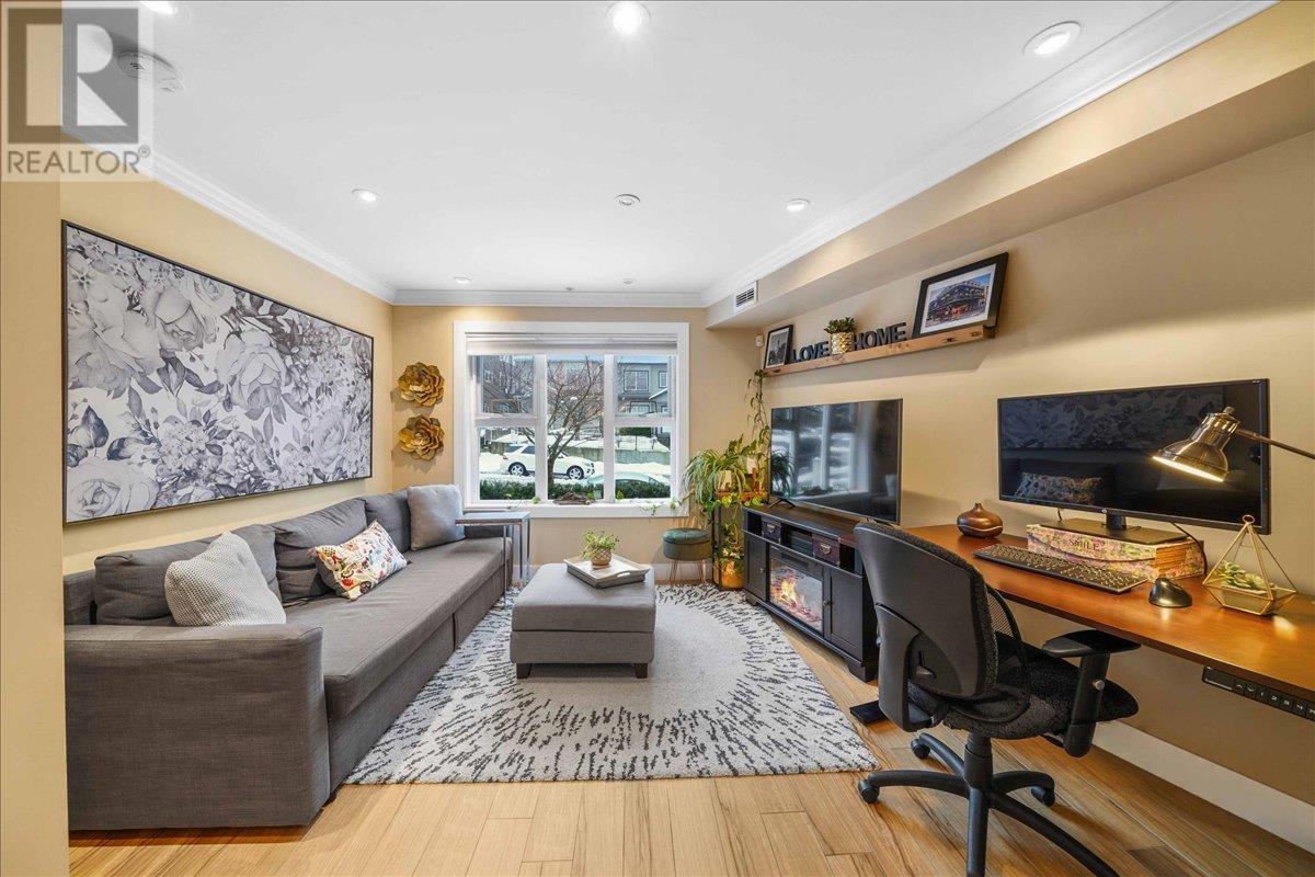 2053 Triumph Street, Vancouver, British Columbia  V5L 1K7 - Photo 1 - R2843061