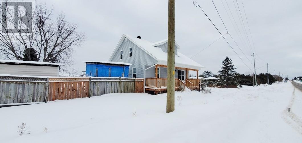 754 Highway 64, Alban, Ontario  P0M 1A0 - Photo 3 - 2114841