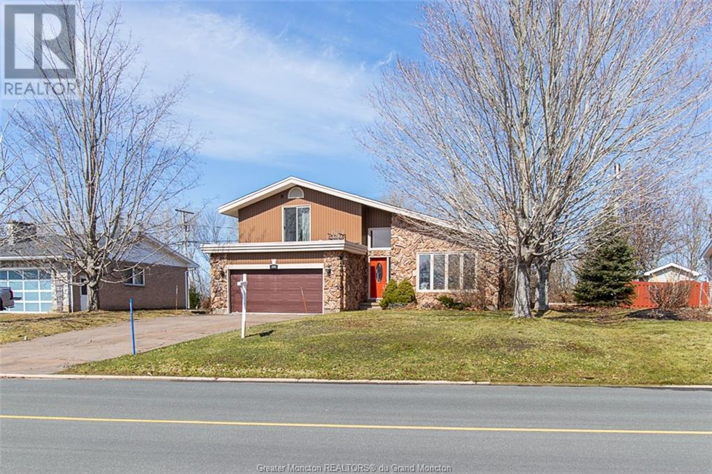 334 Vanier St, Dieppe, New Brunswick  E1A 5N2 - Photo 1 - M156297