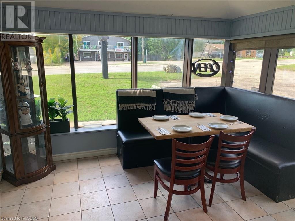 651 Main Street, Sauble Beach, Ontario  N0H 2G0 - Photo 10 - 40468408