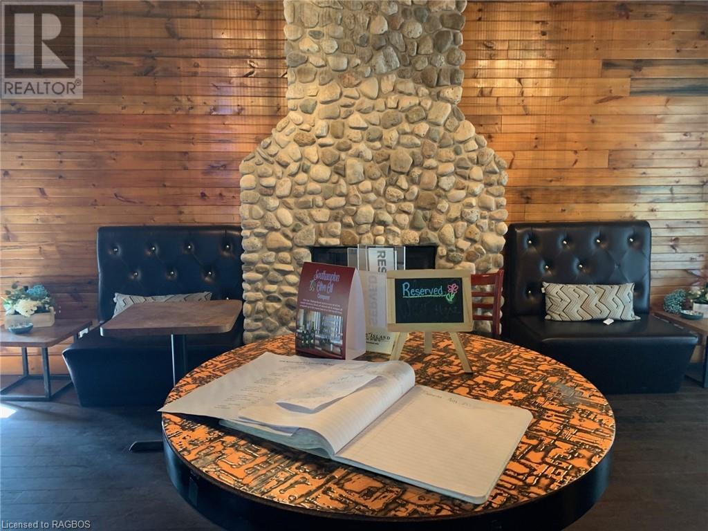 651 Main Street, Sauble Beach, Ontario  N0H 2G0 - Photo 4 - 40468408